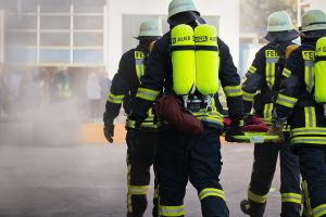 Rescuing Longsor di Alun-Alun